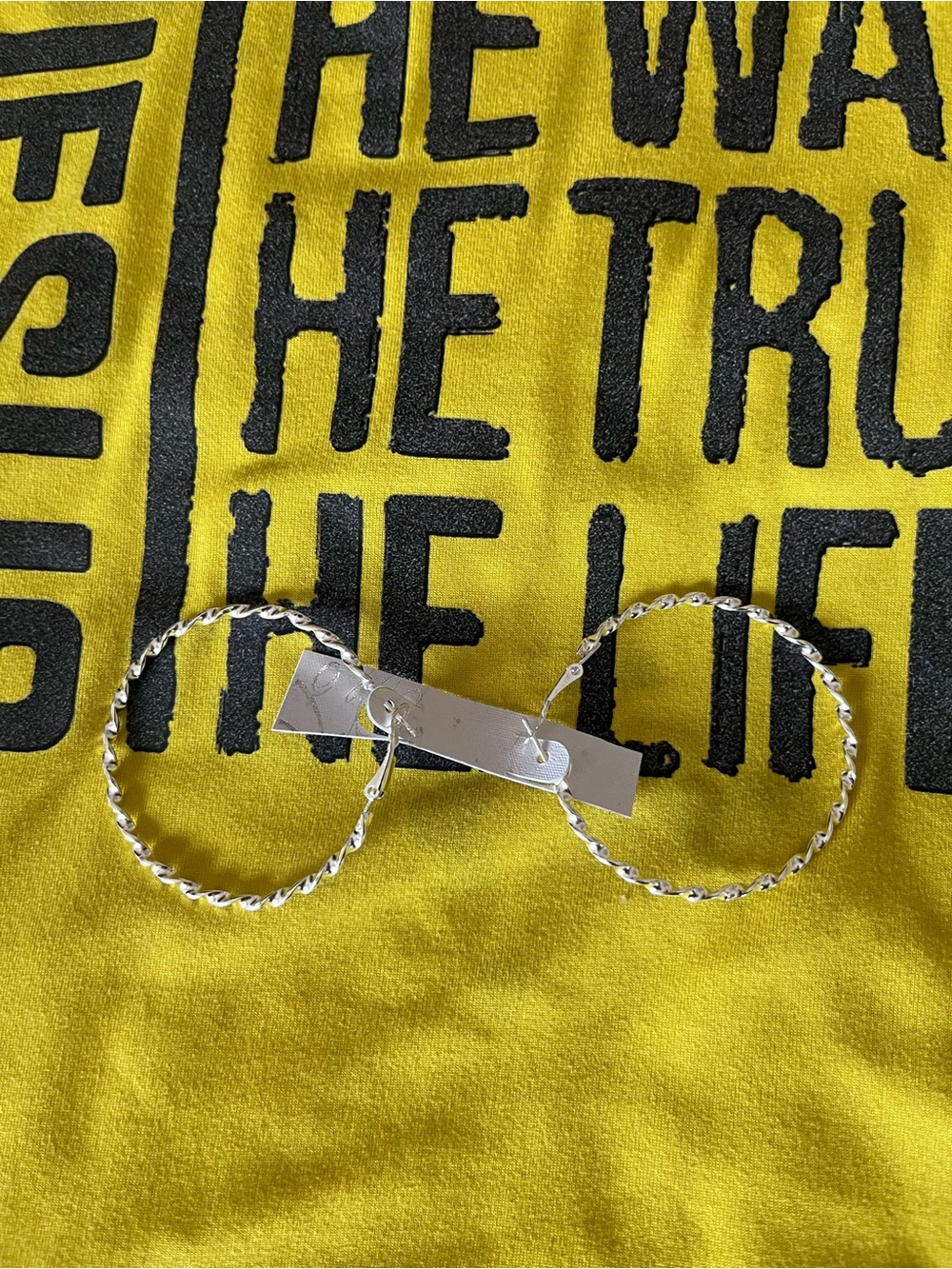 Twisted Hoop Earrings - Shiny Hoop Set